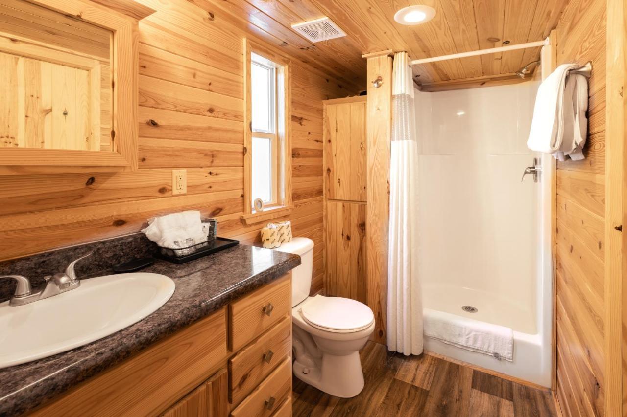 Halesford Harbour Resort - Smith Mountain Lake Moneta Exterior foto